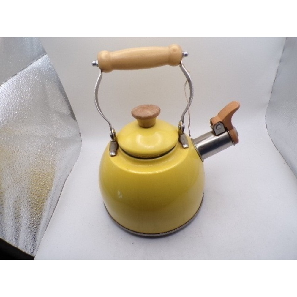 Vintage‎ Yellow Enamel Whistling Tea Kettle Wood Handle Retro Farmhouse Stovetop